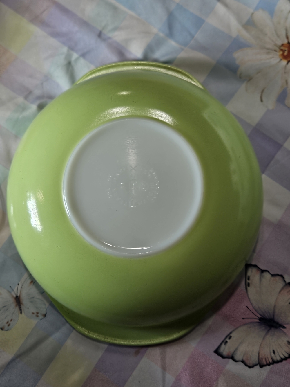 Pyrex Lime Green 024 & 080 -Set Of 2 - Picture 10 of 12